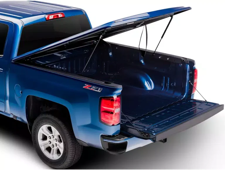 Undercover Lux Tonneau Cover